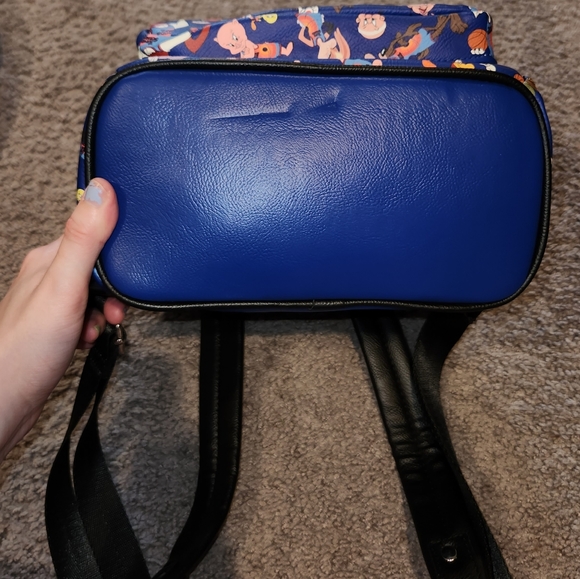 LOUNGEFLY SPACEJAM BACKPACK (RARE) - Picture 5 of 6